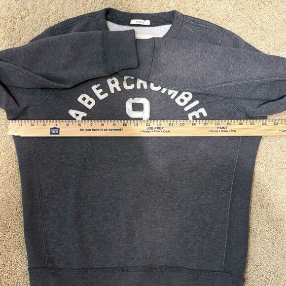 Abercrombie‎ & Fitch muscle fit super soft crewneck sweatshirt men’s size M - Picture 8 of 9